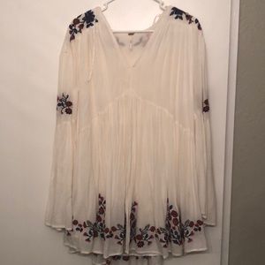 Free People white blue floral bohemian swing dress